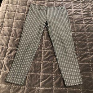 Banana Republic Sloan Charcoal Gray and White Check Capris Size 12